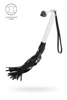 Плеть Pecado BDSM, белая рукоять, чёрные хлысты, натуральная кожа (УТ-00004661)